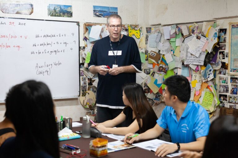 CPILS 宿霧語言學校 - 團體班小組討論