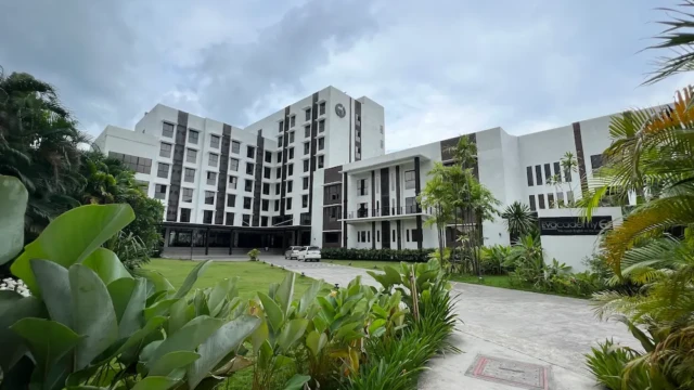 EV academy 学校施設
