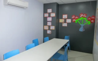 小組課