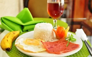 Cebu R hotel 乾飯