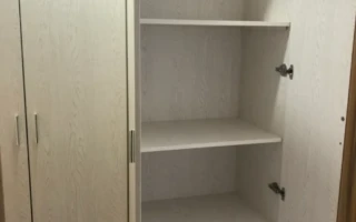 內置架子