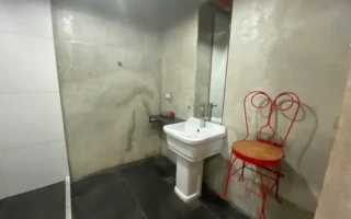 廁所